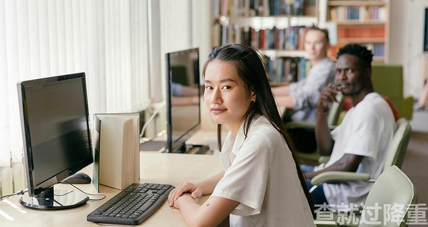 论文降重，论文改重，智能降重